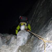 Descente scabreuse pour rejoindre le glacier
